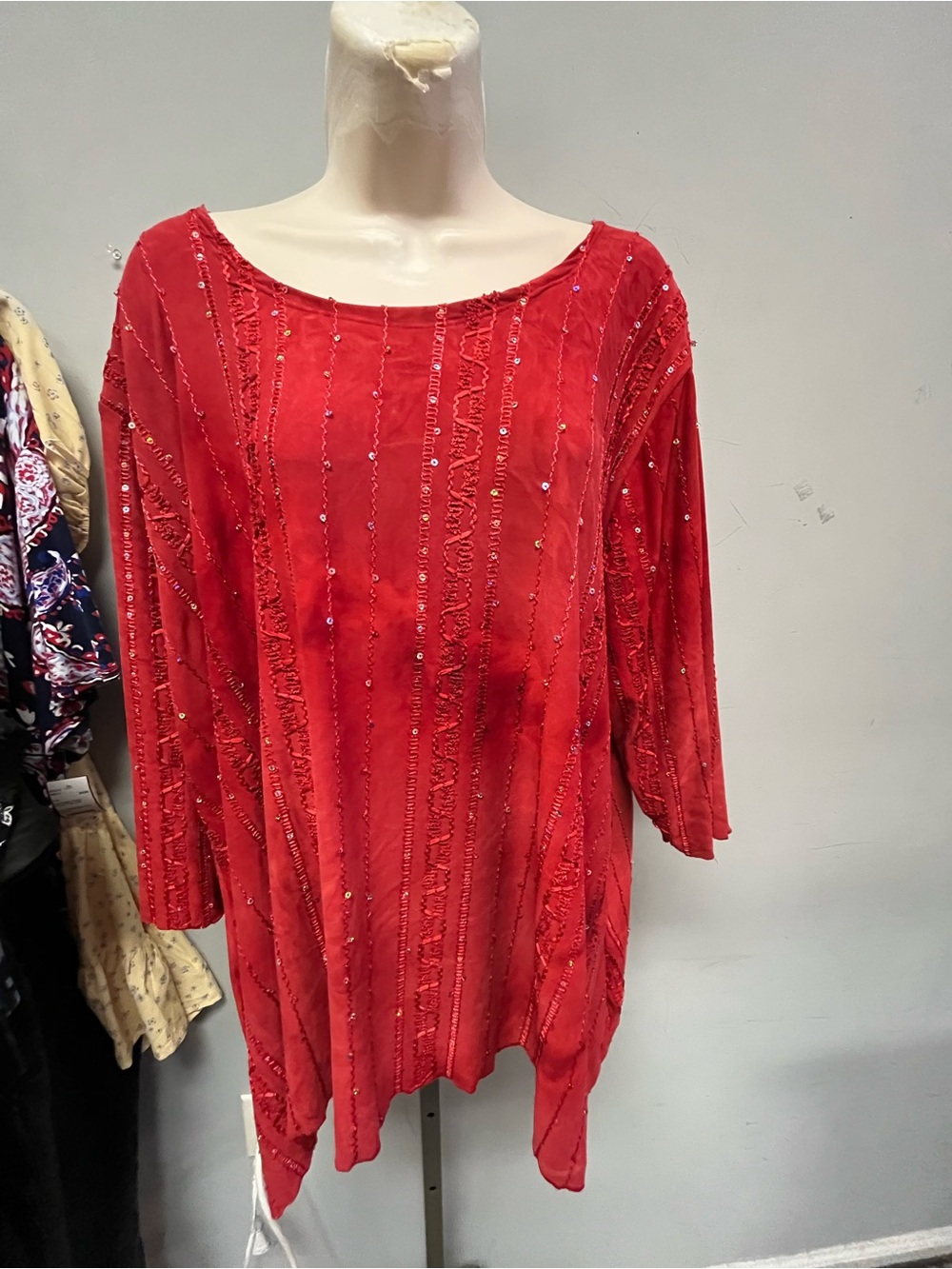 1575/ Shannon Ford Red Sequin-Trim Tunic Top Size 3x